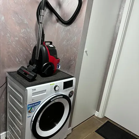 Markoni 6 * בורגאס